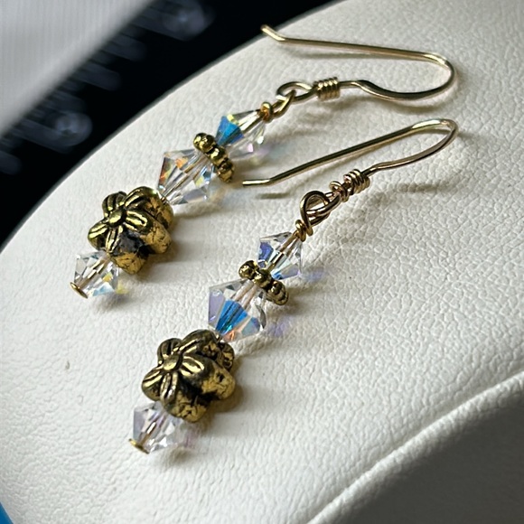 🖤NEW💕14Kgf Swarovski crystal handmade earrings - Picture 3 of 8